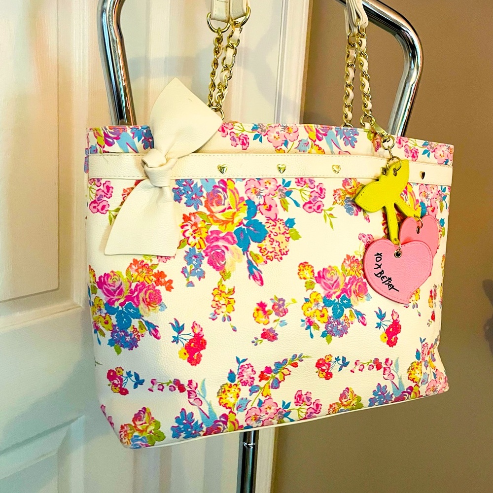Oversize Betsey Johnson Tote with Detachable Interior Makeup Bag